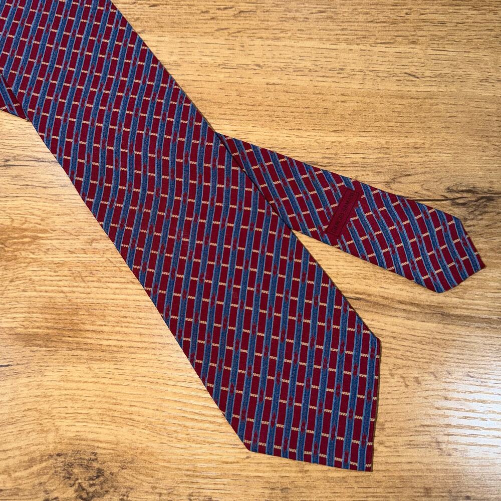 Giorgio Armani Cravatte 100% Pure Silk Neck Tie Geometric Italy Cross Burgundy